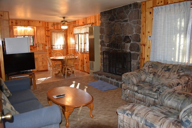 Foto del edificio - 237 E White Mountain Blvd