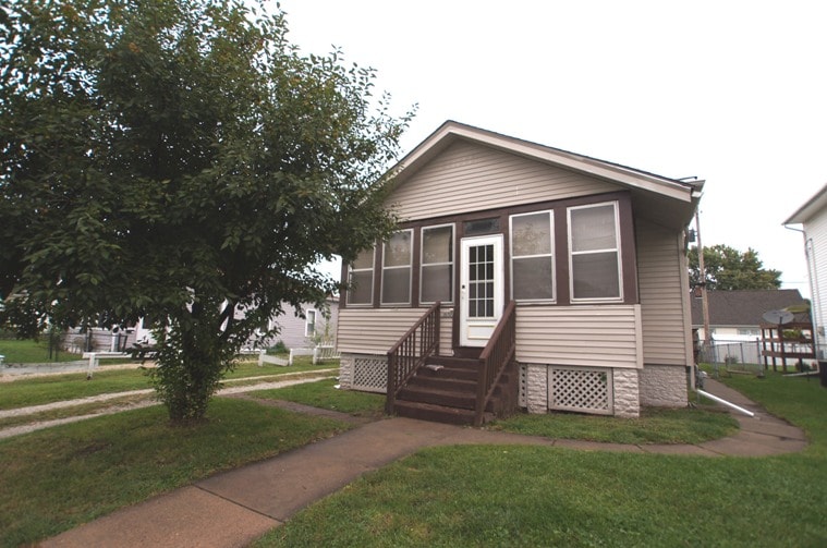 Primary Photo - 2638 Avenue C