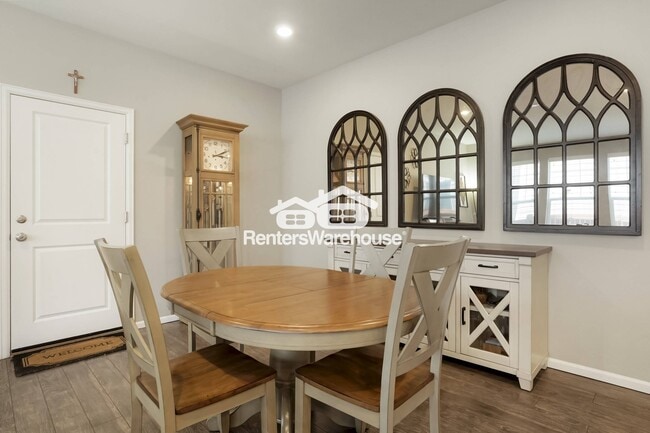 Foto del edificio - 2558 Joliet St