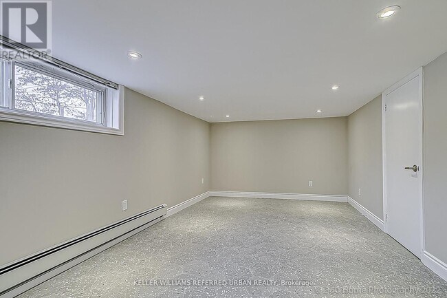 Photo du bâtiment - 554 Caledonia Rd