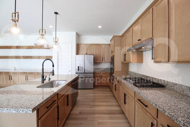 Foto del edificio - 10207 E Tillman Ave