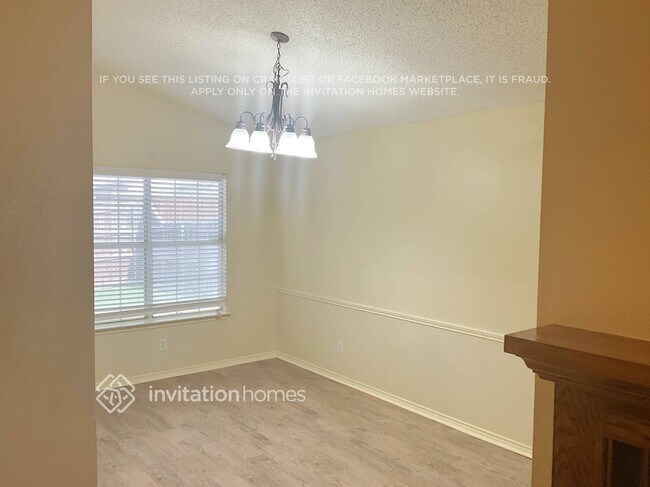 Foto del edificio - 4327 Allegro Ln
