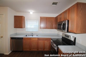 Foto del edificio - 5137 Knollwood