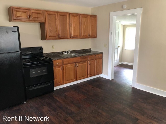 Building Photo - 3 br, 1.5 bath House - 2911 Orient Road
