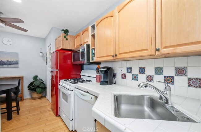 Foto del edificio - 336 Chester St