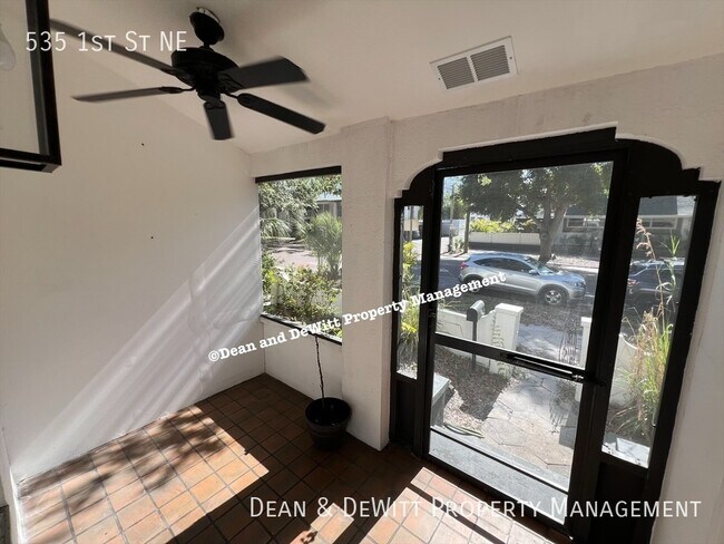 Foto del edificio - 535 1st St NE