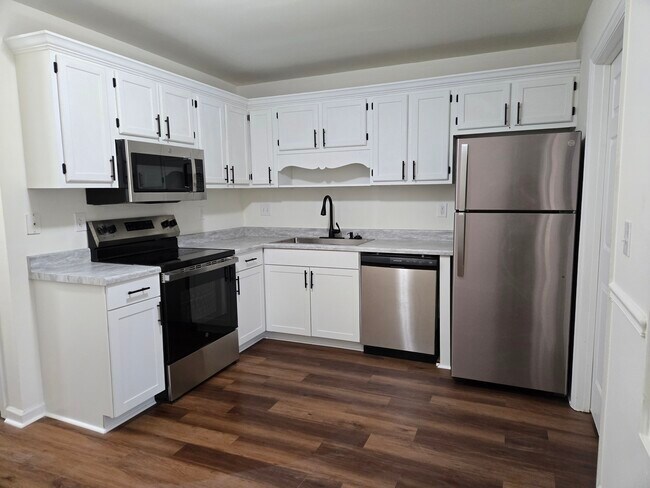 Foto del edificio - 1915 Tropicana Rd