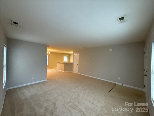 Foto del edificio - 1323 Winding Branch Ct