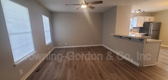 Foto del edificio - 1727 14th Ave N