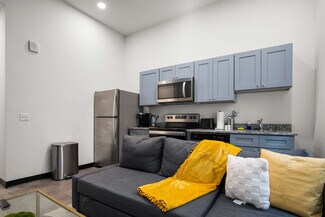 Building Photo - 800 Penn Ave