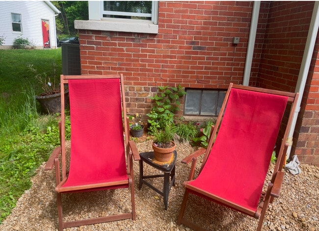 Building Photo - 14 Fort St