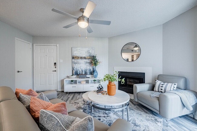 Building Photo - Villas at Chase Oaks