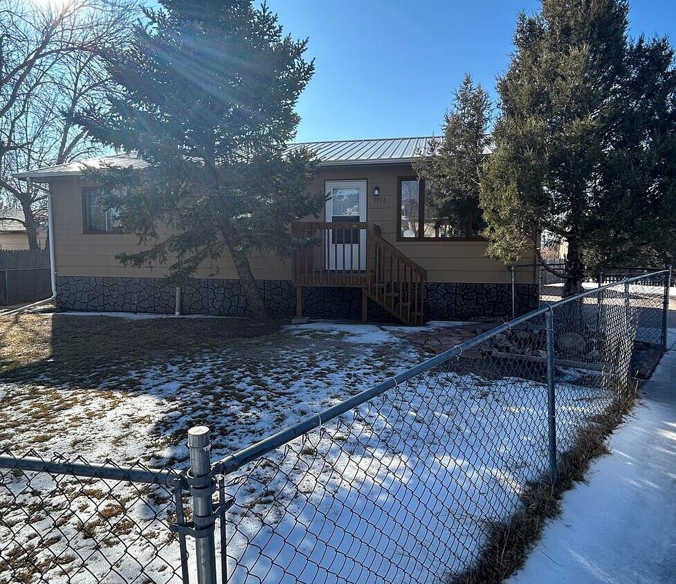 Foto principal - 1511 Harding Ct