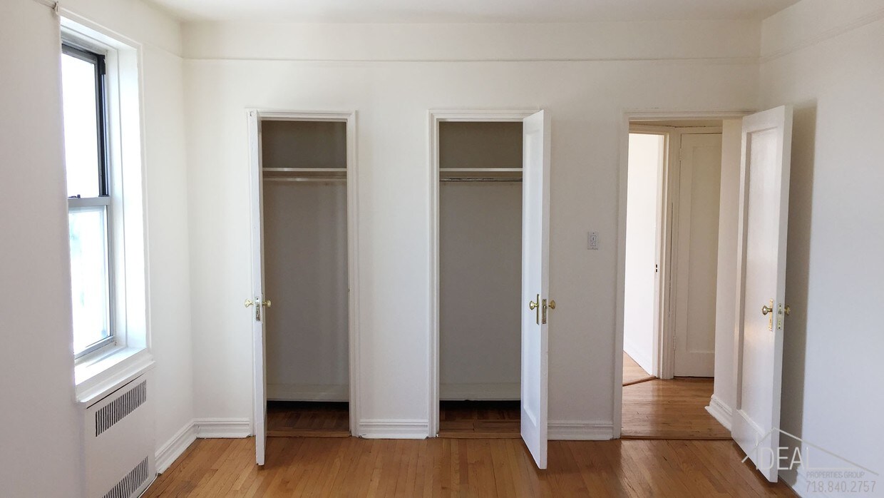 Foto principal - 252 74th St