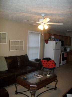 Building Photo - 499 Taleeda Ct