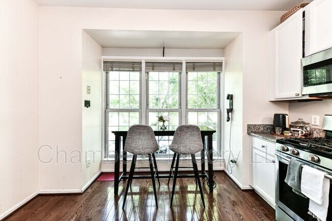 Photo - 46727 Manchester Terrace House