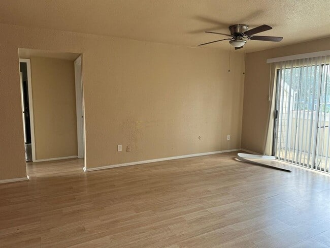 Building Photo - 8323 Wilcrest Dr