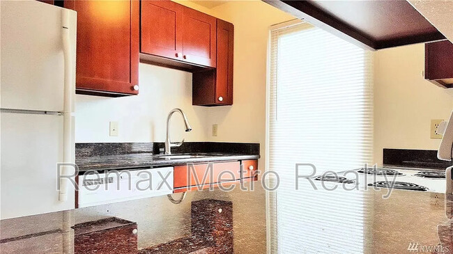 Foto del edificio - 12707 NE 118th St