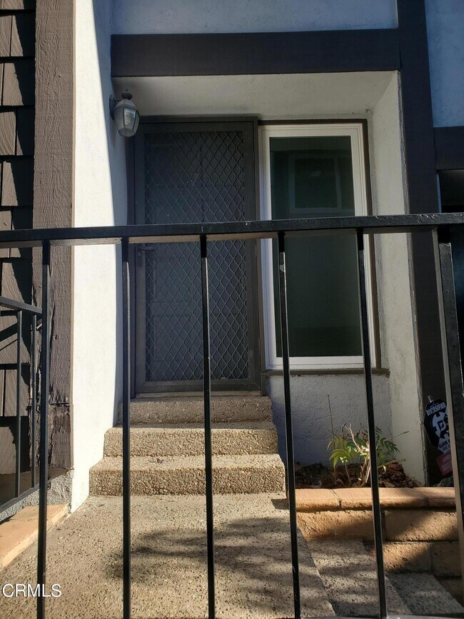 Foto del edificio - 320 Pasadena Ave