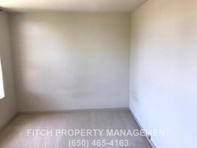 Building Photo - 1500 Sherman Ave Apt 3A
