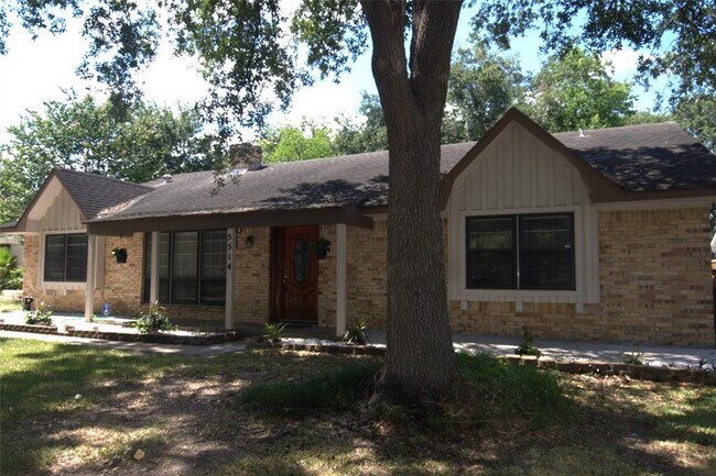 Building Photo - 5514 Beechnut St