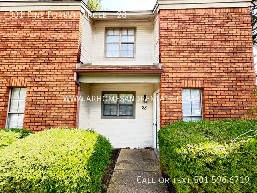 Primary Photo - 301 Pine Forest Cir