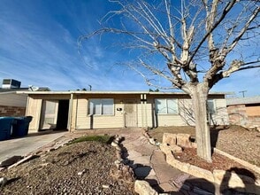 Building Photo - 6508 Evergreen Ave