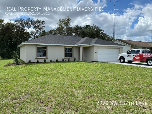 Building Photo - Desirable SW Ocala Neighborhood 3/2/2 **Wo...