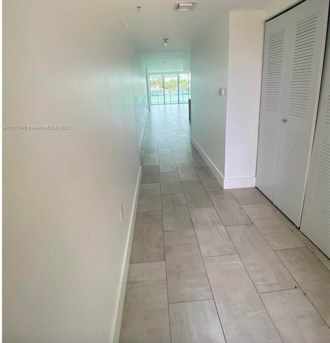 Building Photo - 6610 Indian Creek Dr