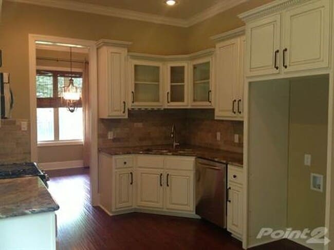 Photo - Oxford’s Best Neighborhood!! House