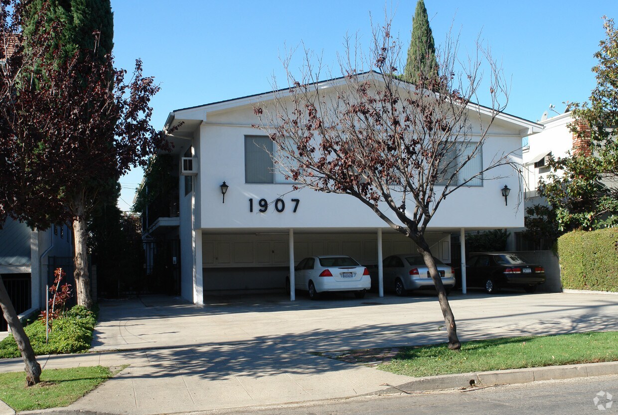 Foto del edificio - 1907 Overland Ave