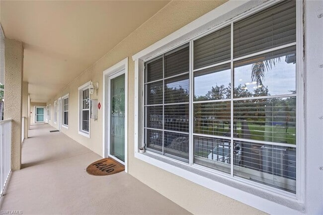 Building Photo - 25727 Lake Amelia Way