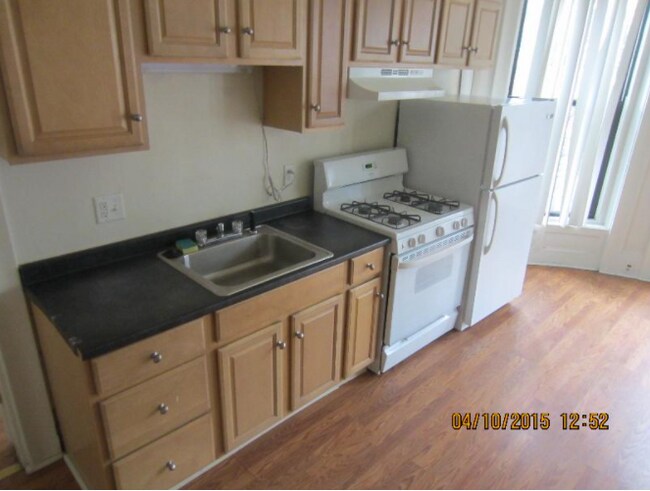 Foto del edificio - 41 Bay State Rd