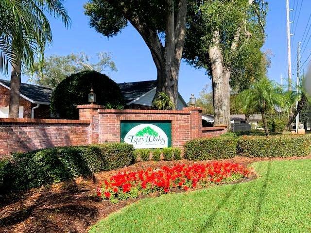 Foto del edificio - 5171 Lazy Oaks Dr