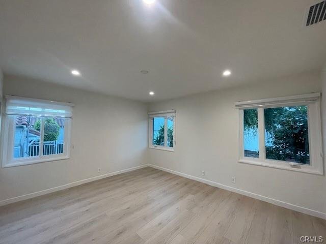 Building Photo - 1439 El Miradero Ave