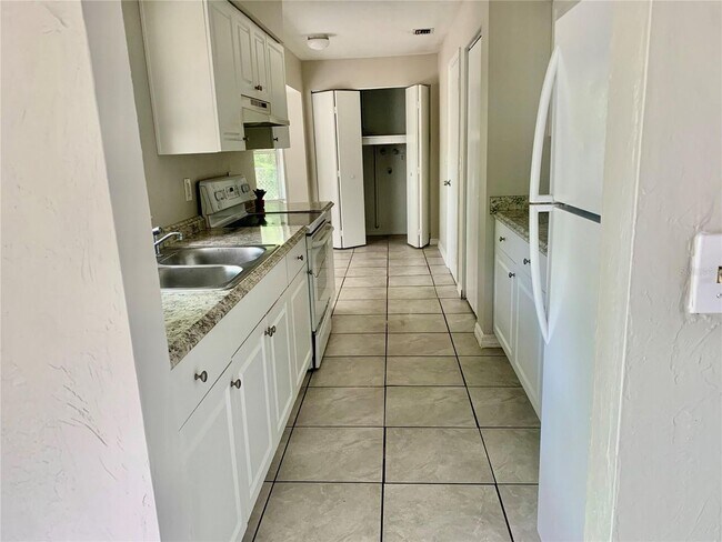 Foto del edificio - 3482 SE 137th St