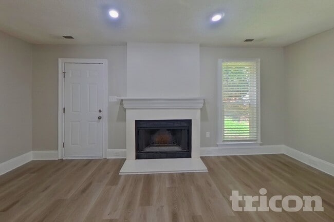 Building Photo - 7100 Idlewild Brook Ln