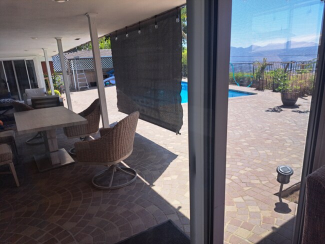 Foto del edificio - 1624 Glenmont Dr
