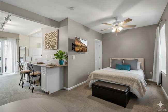 Building Photo - 125 Whitney Pl