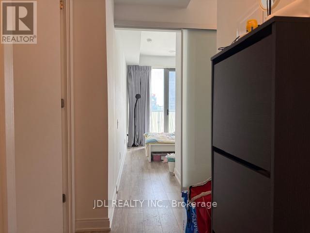 Photo du bâtiment - 50A-1650 Charles St E