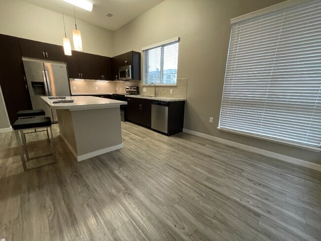 Foto del edificio - 700 S Cherry St
