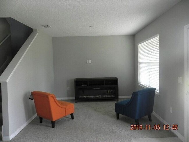 Building Photo - FURNISHED HOME IN THE GATED COMMUNITY OF T...