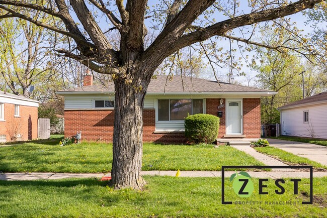 OPEN HOUSE- 5/8! 4PM-430PM! 3 BD 1 BA HOME AVAILABLE NOW! 1,300 Monthly - OPEN HOUSE- 5/8! 4PM-430PM! 3 BD 1 BA HOME AVAILABLE NOW! 1,300 Monthly