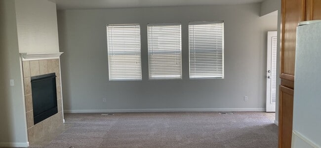 Foto del edificio - Crosswater neighborhood 4bd 2.5 bath