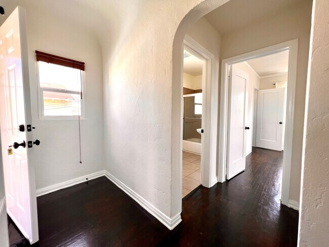 Foto del edificio - 5112 W 21st St