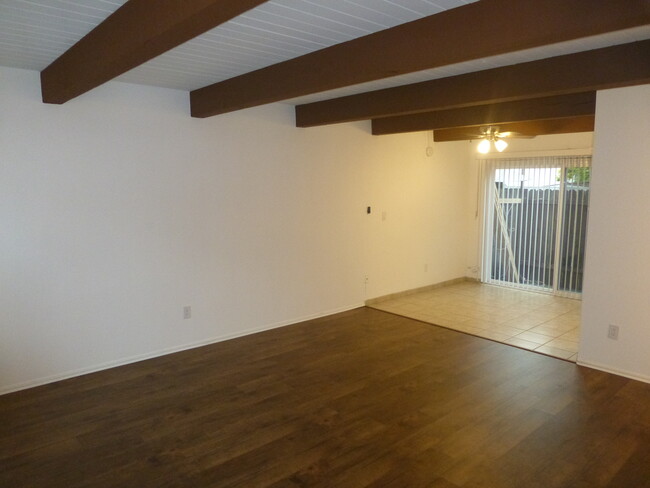 Building Photo - 11621 Braddock Dr