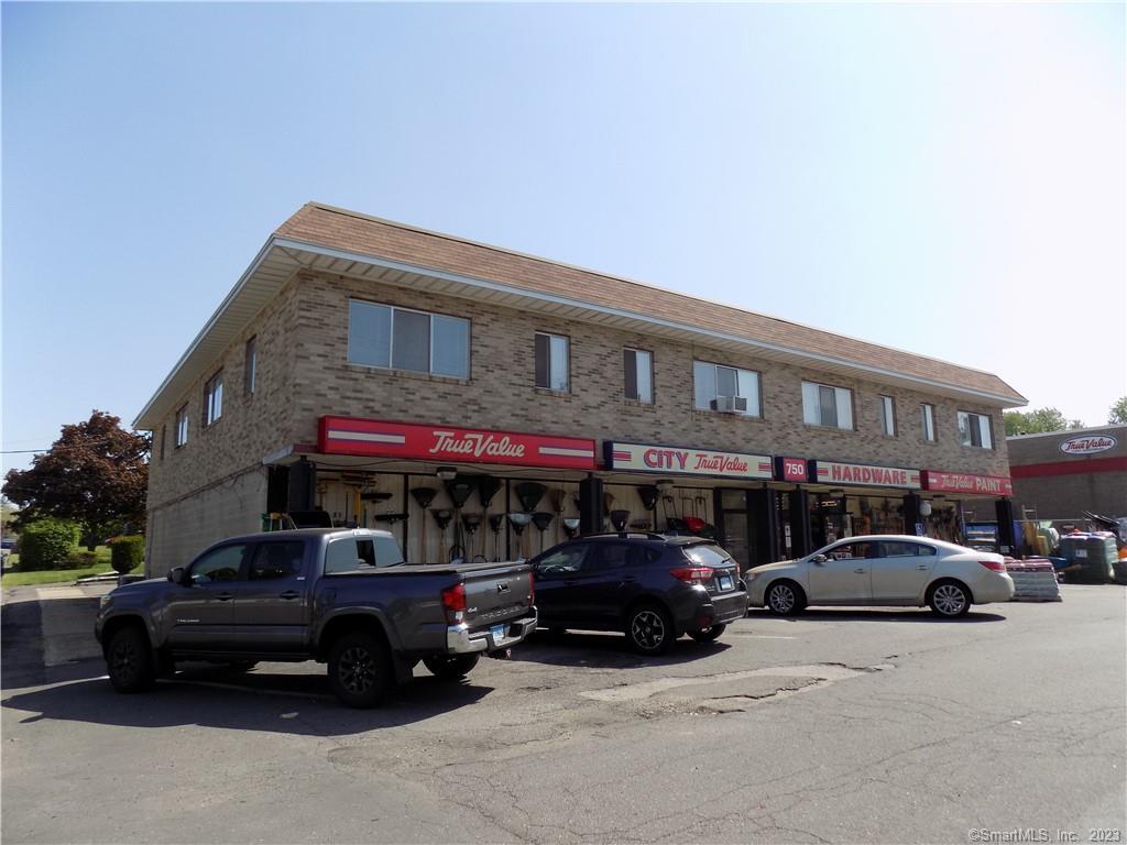 750 Farmington Ave Unit 6, Bristol, CT 06010 Room for Rent in Bristol