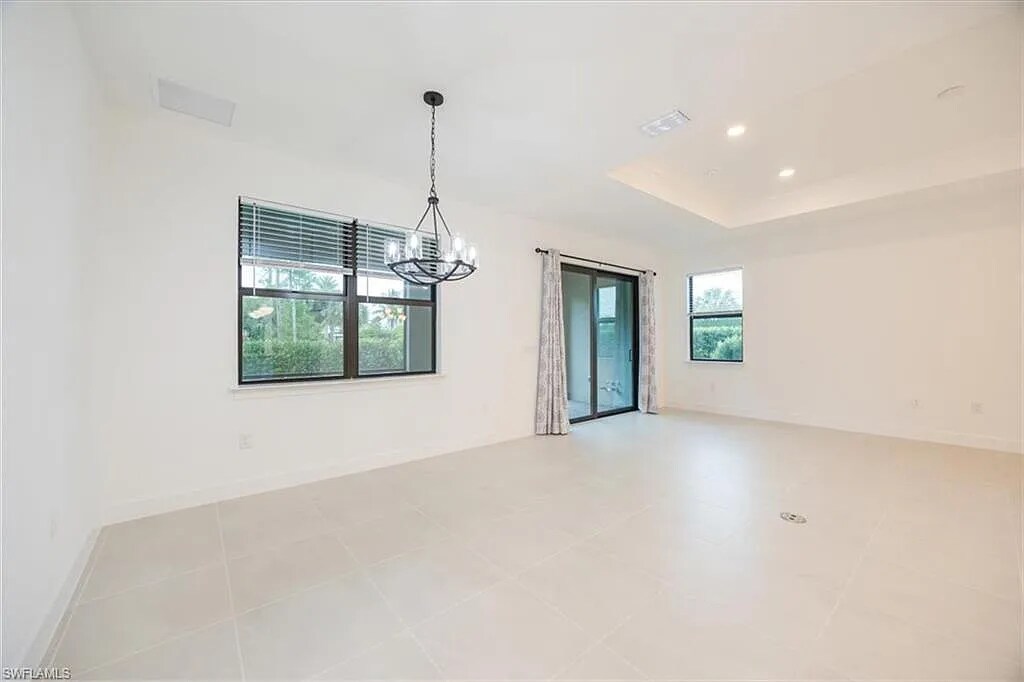 Primary Photo - 10335 Ventana Ln