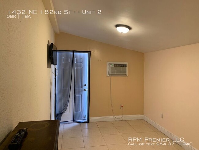 Efficiency For Rent Near Miami Airport