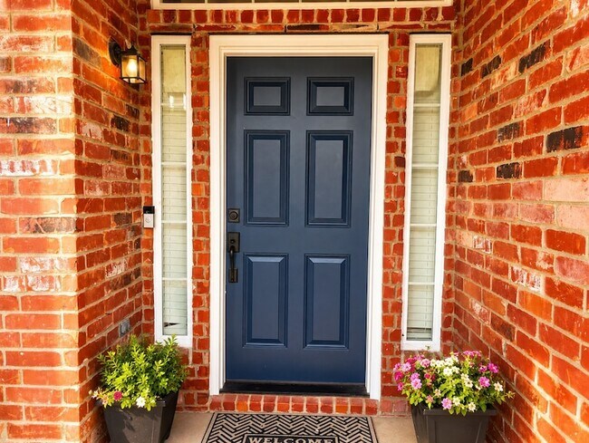 Foto del edificio - 1114 Hidden Creek Dr